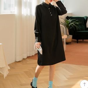 HP🎊NWOT Button Black Dress